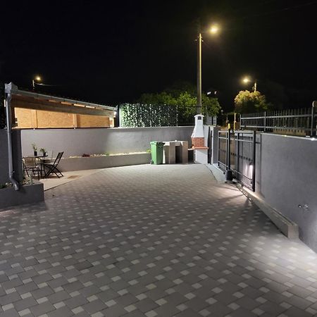 Apartman Dino Trogir Bagian luar foto