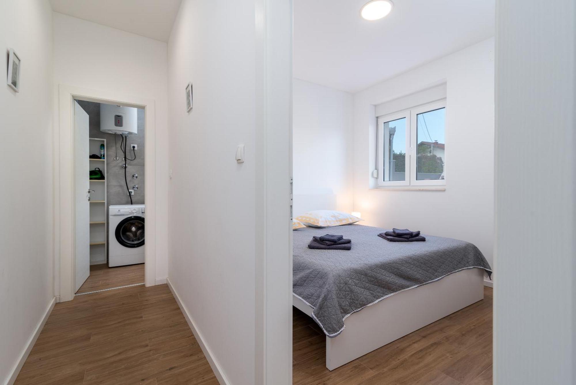 Apartman Dino Trogir Bagian luar foto