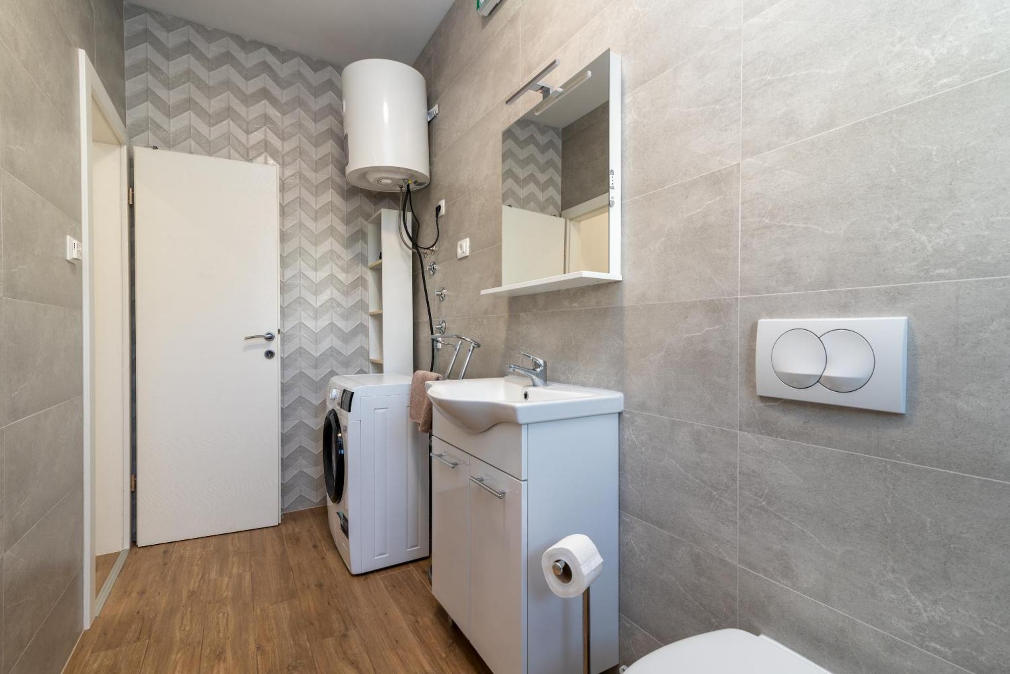Apartman Dino Trogir Bagian luar foto